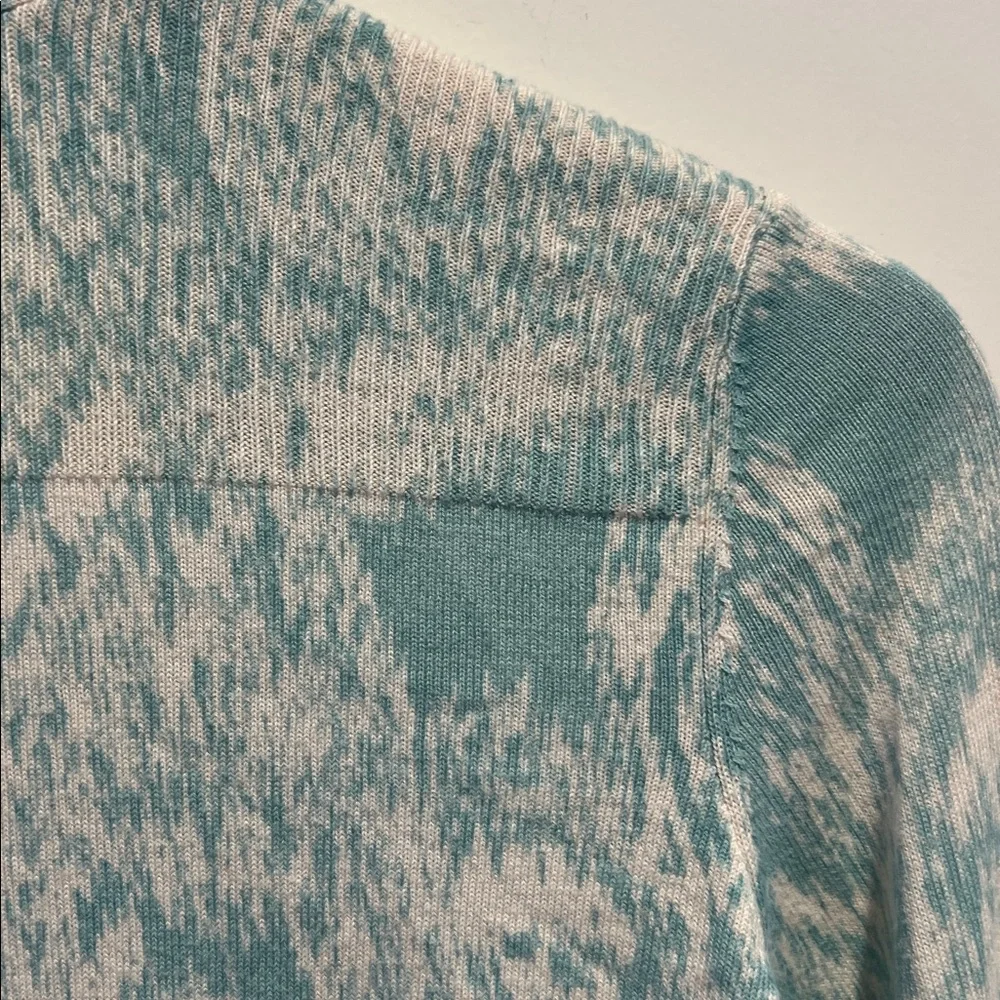 Talbots blue floral lightweight Cardigan Butterflies - Sz. Petite medium - Picture 4 of 6